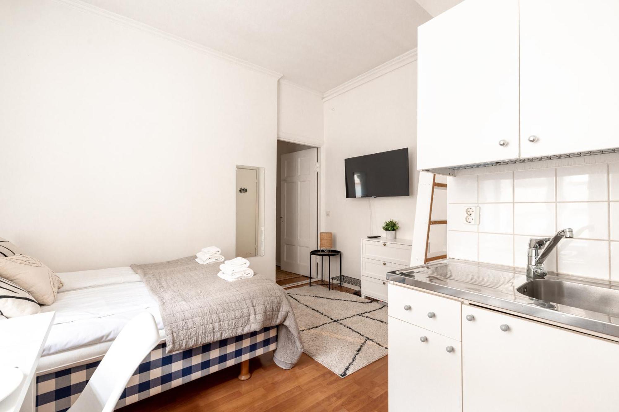 2Ndhomes Cozy And Compact Studio In Kamppi Хелзинки Екстериор снимка